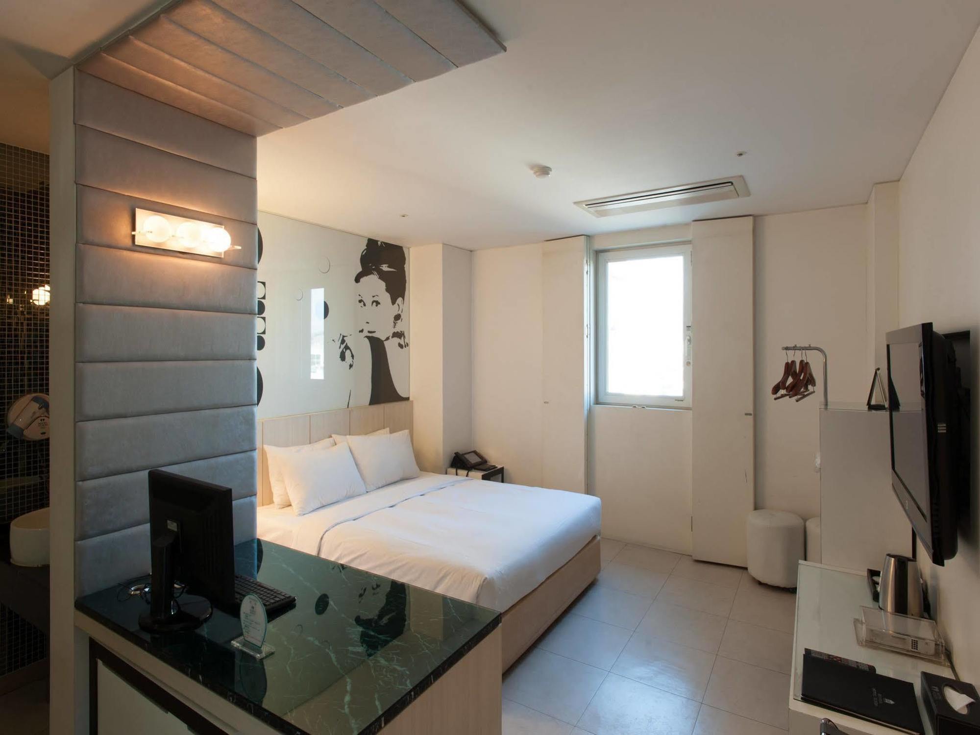 Benikea Hotel Acacia Séoul Extérieur photo