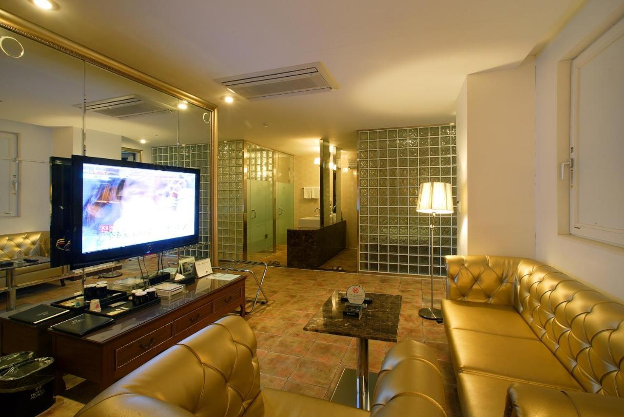 Benikea Hotel Acacia Séoul Extérieur photo